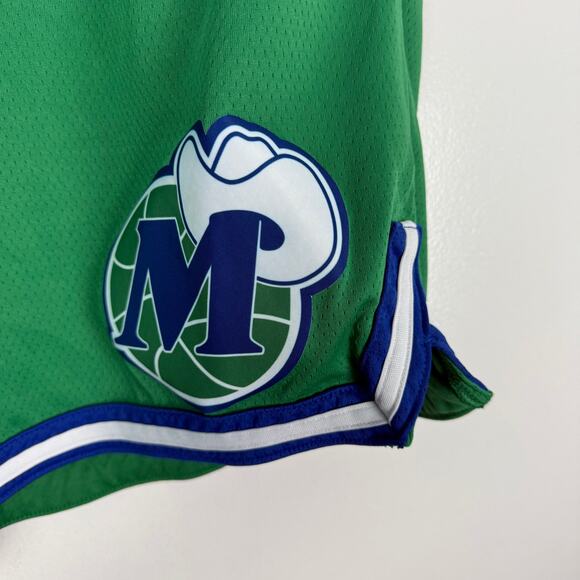 Dallas Mavericks Nike Hardwood Classic Edition Swingman Shorts NBA Sz 46 Sz XXL - Picture 6 of 9